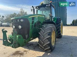 Трактор John Deere 8230 2009