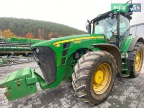 Трактор John Deere 8230 2009