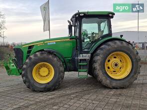 Трактор John Deere 8245 R 