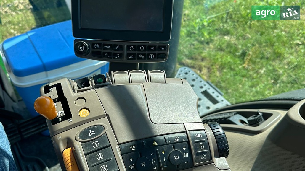 Трактор John Deere 8270R 2016 - фото 1
