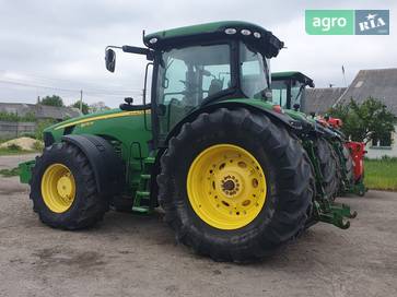 John Deere 8270R 2011 - фото