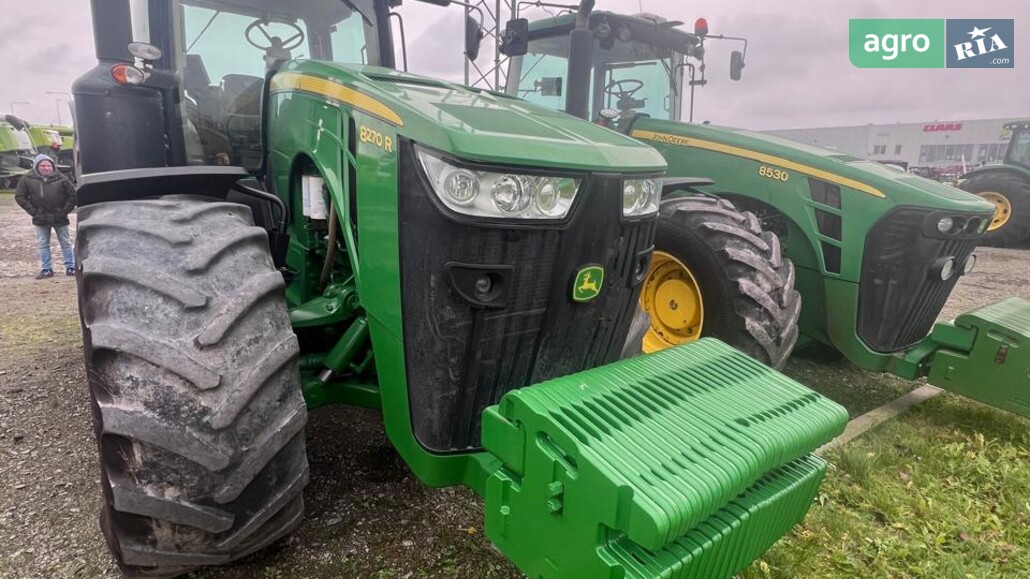 Трактор John Deere 8270R 2014 - фото 1