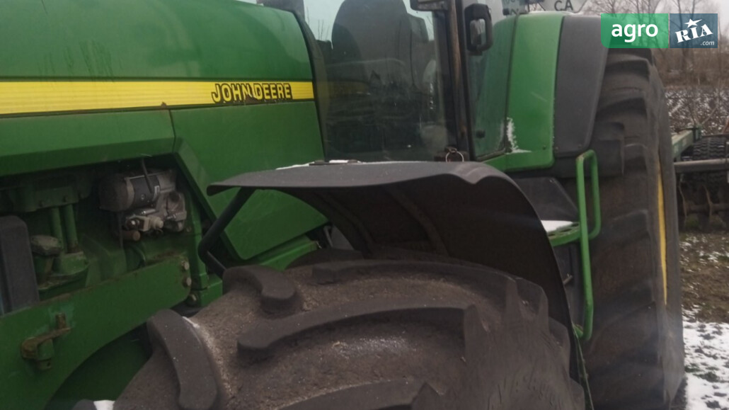 Трактор John Deere 8300 1999 - фото 1