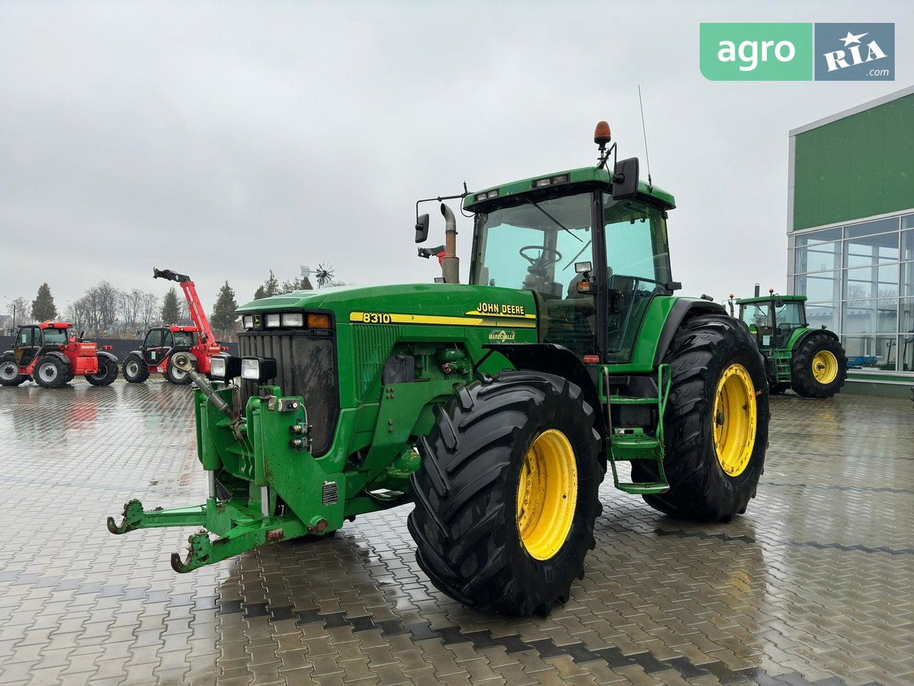 Трактор John Deere 8310 2000 - фото 1