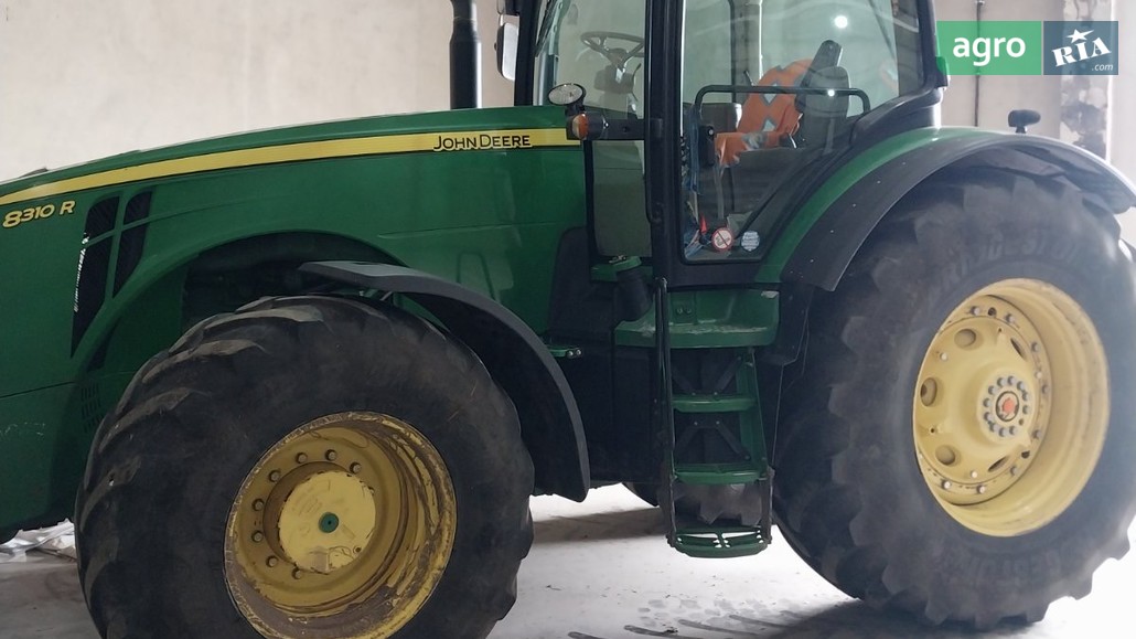 Трактор John Deere 8310R 2014 - фото 1