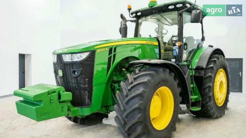 Трактор John Deere 8320 2015 - фото 1