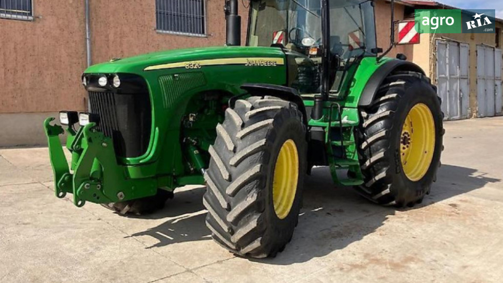 Трактор John Deere 8320 2003 - фото 1
