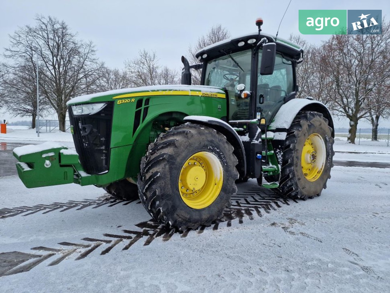 Трактор John Deere 8320R 2018 - фото 1