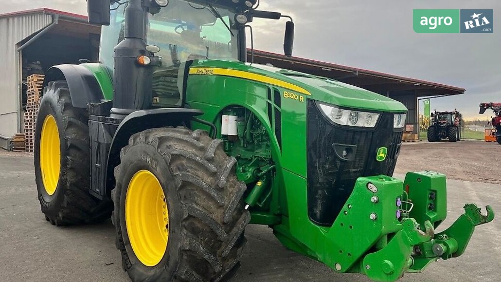 Трактор John Deere 8320R 2017 - фото 1
