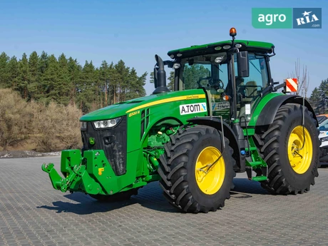 Трактор John Deere 8320R  - фото