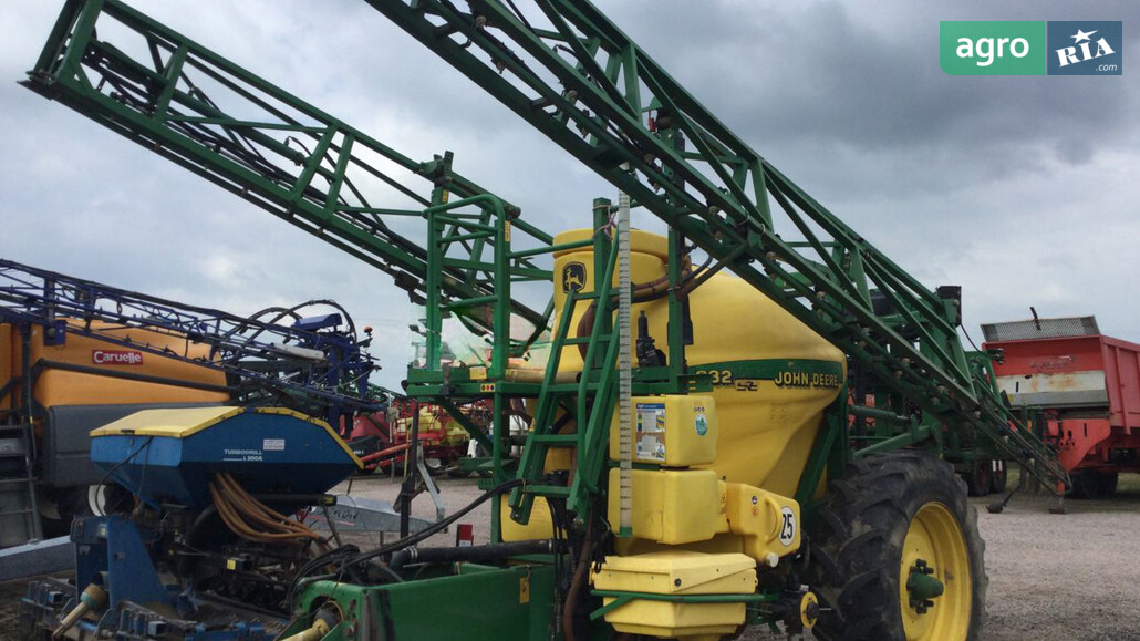 Оприскувач John Deere 832 2004 - фото 1
