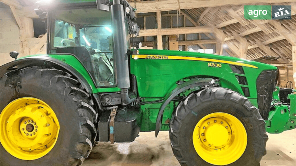 Трактор John Deere 8330 2007 - фото 1
