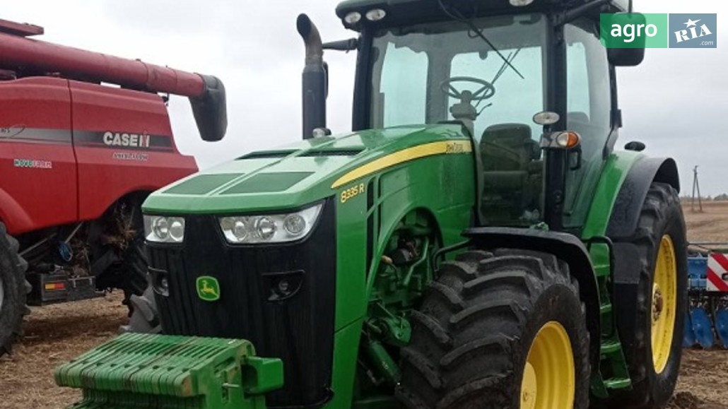 Трактор John Deere 8335R 2013 - фото 1