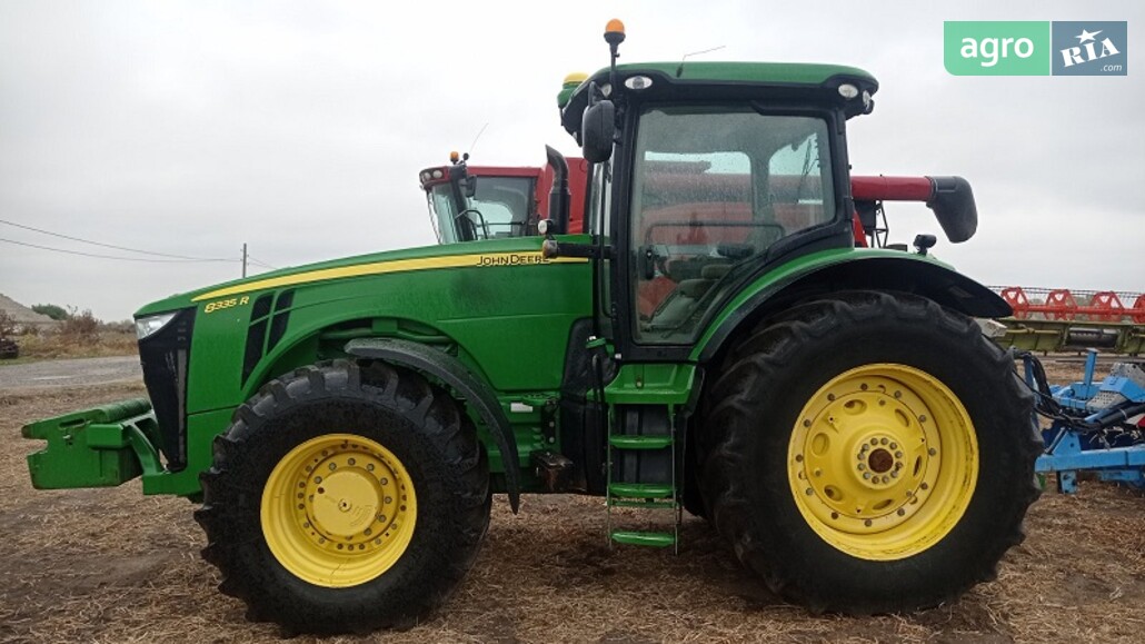 Трактор John Deere 8335R 2013 - фото 1