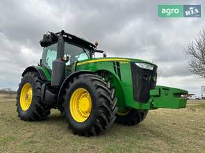 Трактор John Deere 8335R 2013