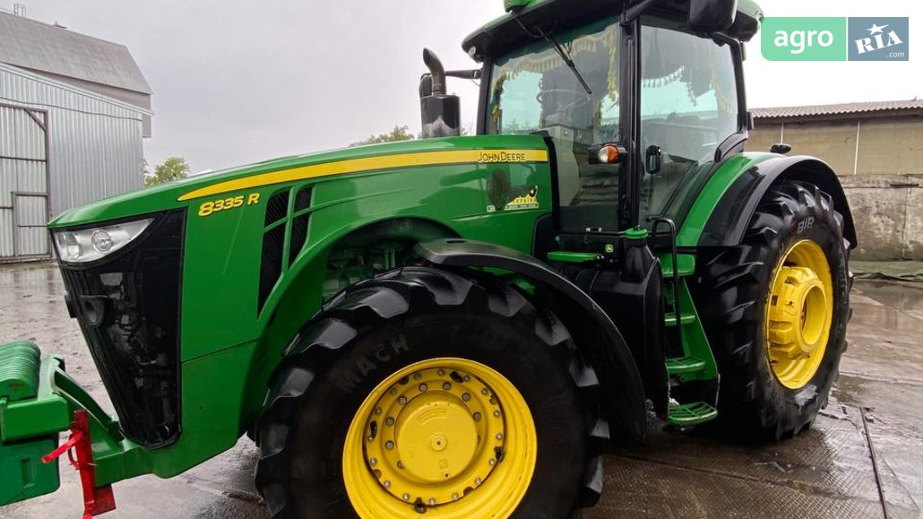 Трактор John Deere 8335R 2015 - фото 1