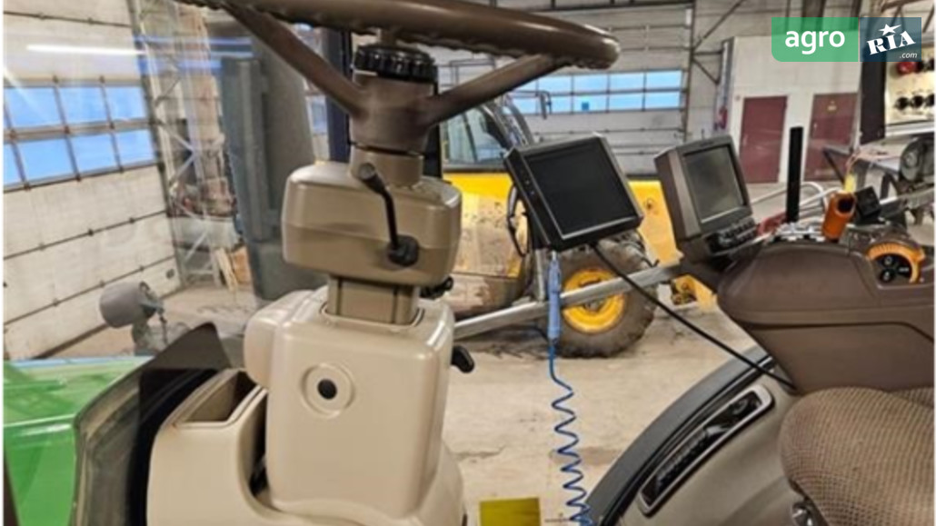Трактор John Deere 8345 R 2015 - фото 1