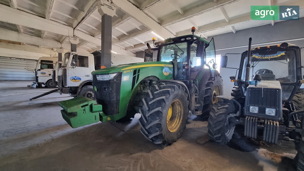Трактор John Deere 8345 R 2017 - фото 1
