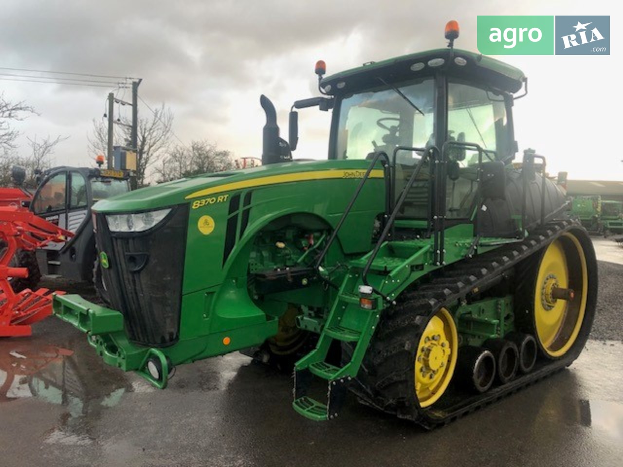 Трактор John Deere 8370 RT 2019 - фото 1