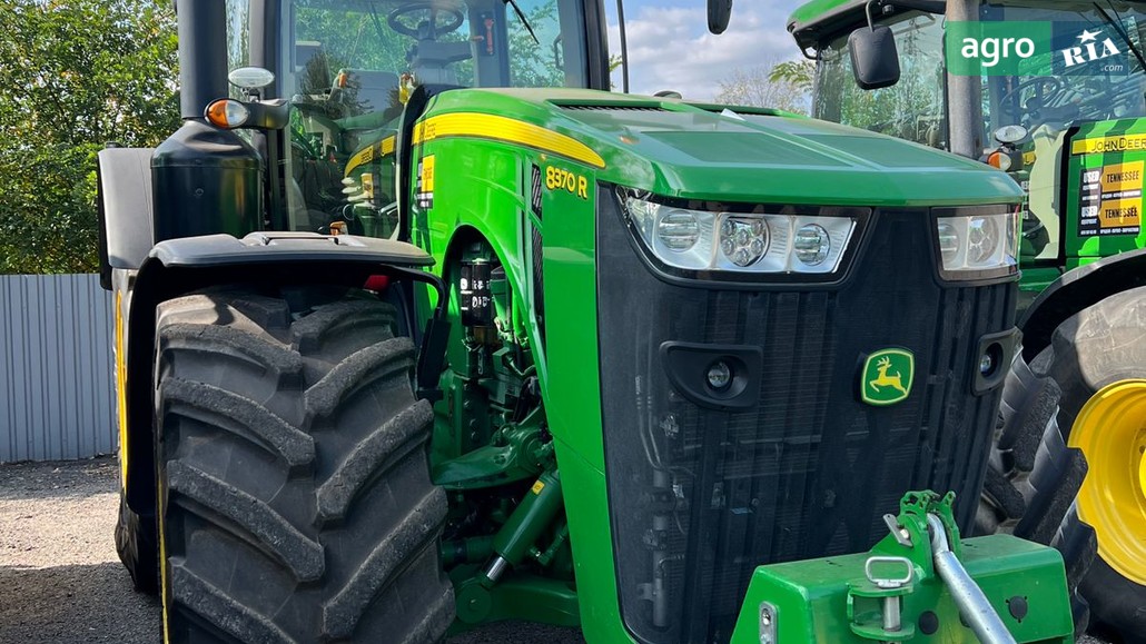 Трактор John Deere 8370R 2015 - фото 1