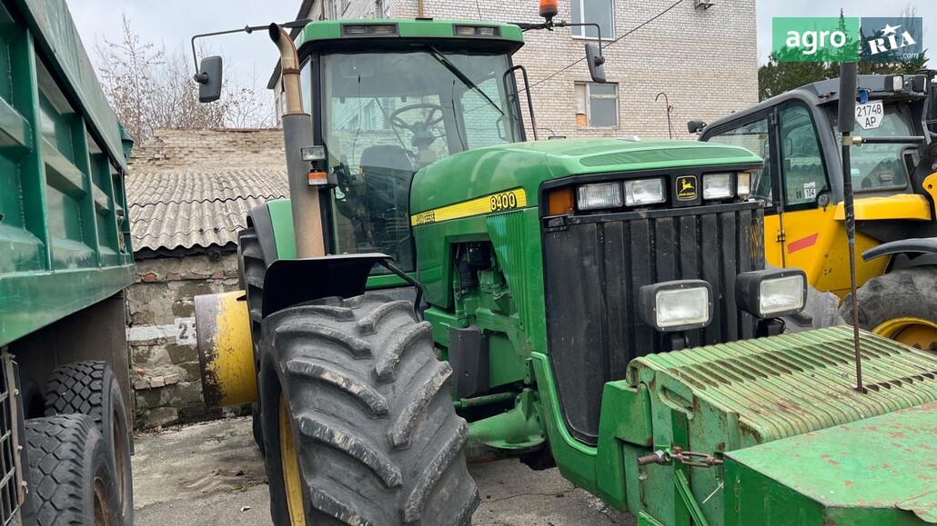 Трактор John Deere 8400 2000 - фото 1
