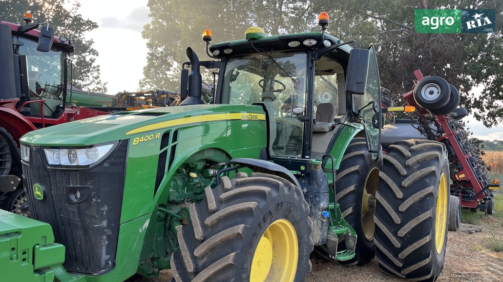 Трактор John Deere 8400R 2018 - фото 1