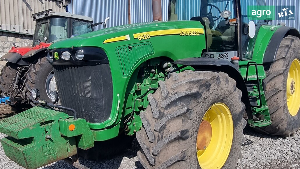 Трактор John Deere 8420  - фото 1