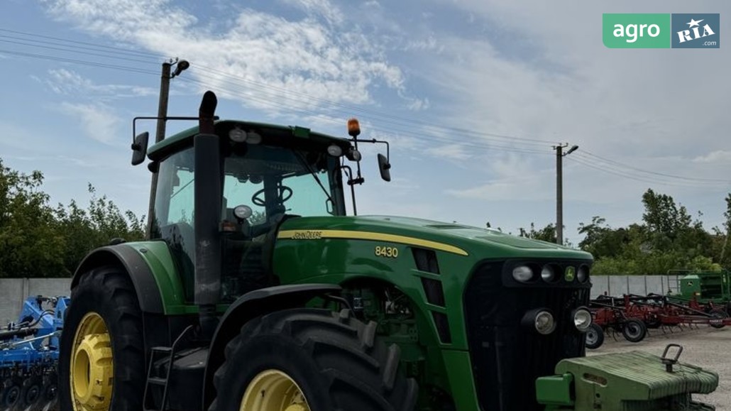 Трактор John Deere 8430 2008 - фото 1