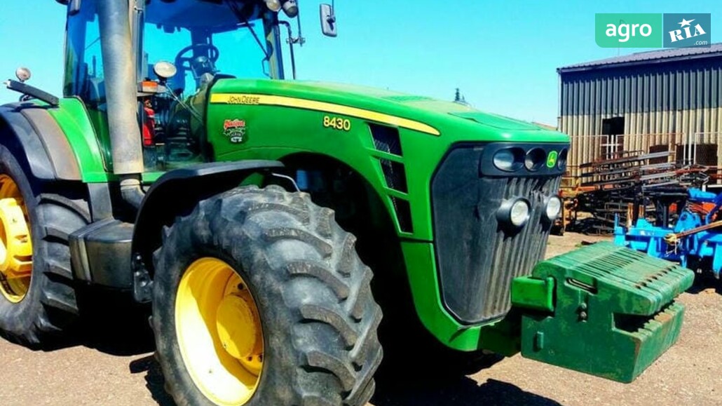 Трактор John Deere 8430 2008 - фото 1