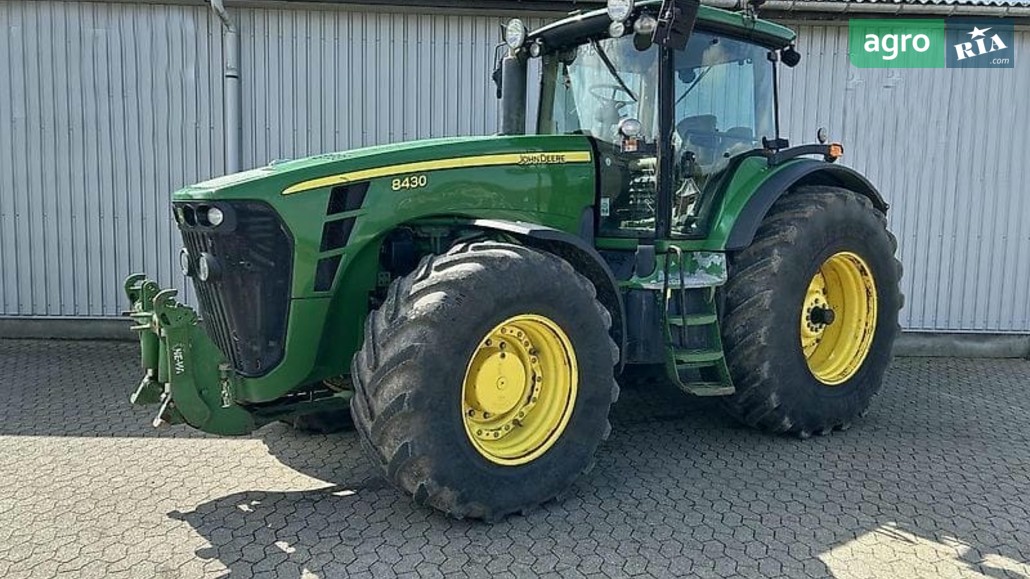 Трактор John Deere 8430 2007 - фото 1