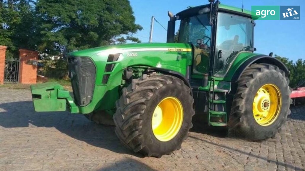 Трактор John Deere 8430 2009 - фото 1
