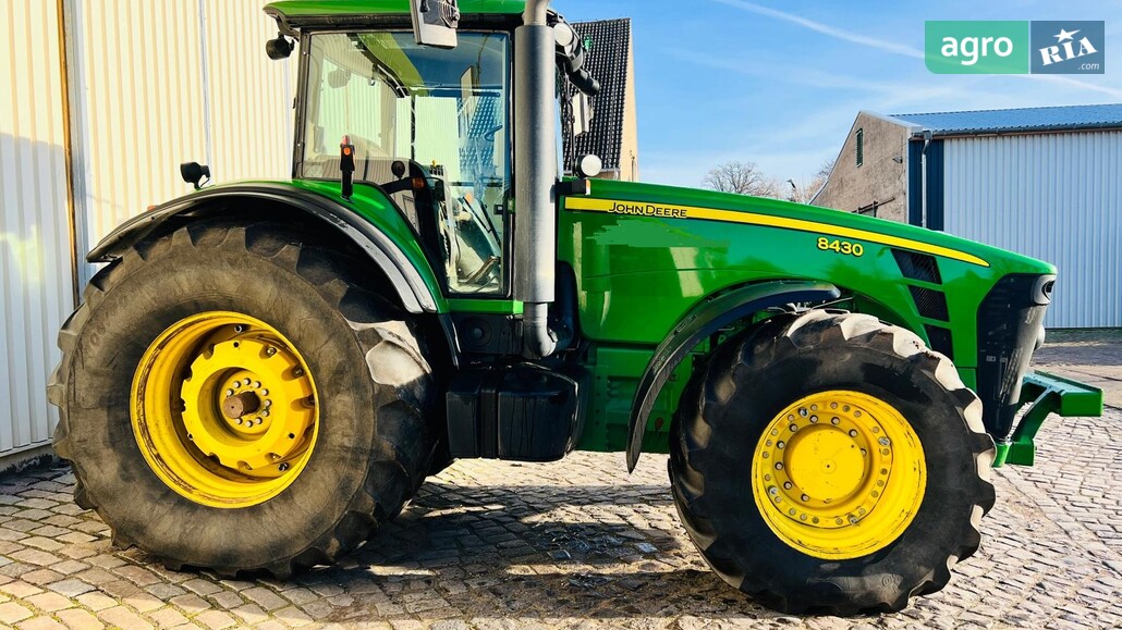 Трактор John Deere 8430 2009 - фото 1