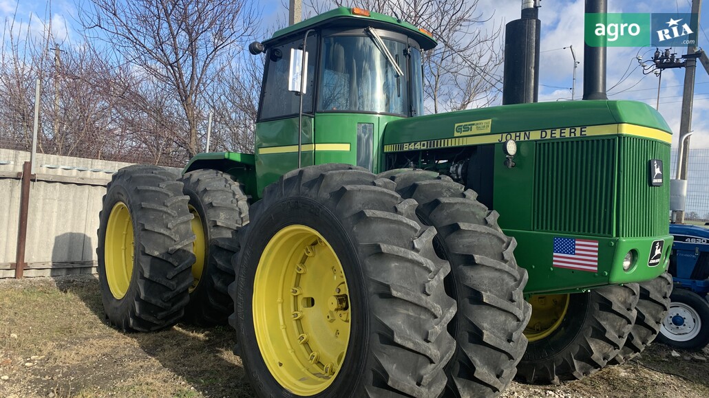 Трактор John Deere 8440 1988 - фото 1