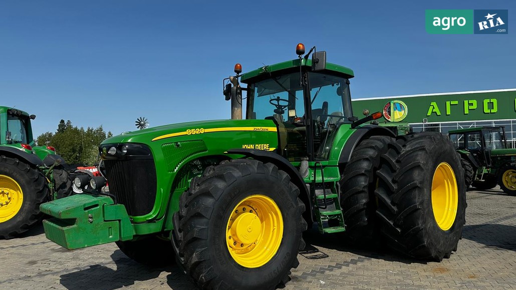 Трактор John Deere 8520 2004 - фото 1
