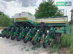 Сеялка John Deere 8530 2000