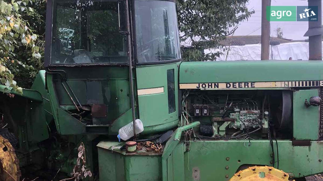 Трактор John Deere 8640 1982 - фото 1