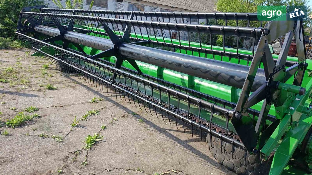 Жниварка John Deere 922 2004 - фото 1