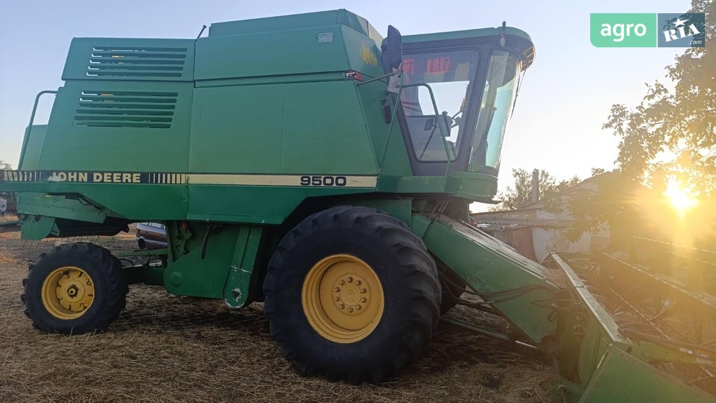 Комбайн John Deere 9500 1990 - фото 1
