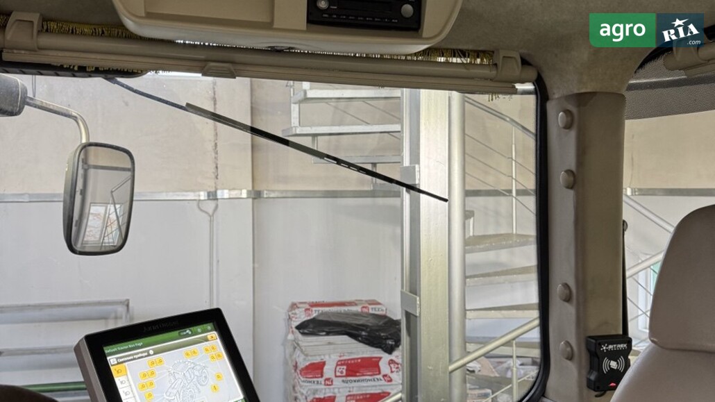 Трактор John Deere 9520R 2015 - фото 1