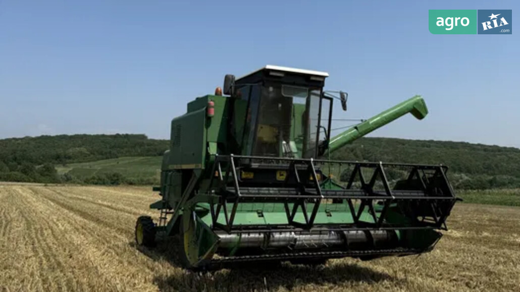 Міні комбайн John Deere 955 1980 - фото 1