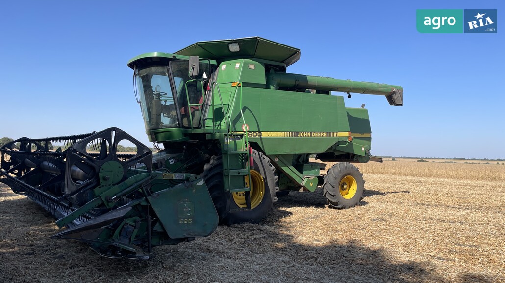 Комбайн John Deere 9600 1996 - фото 1