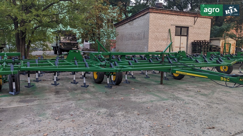 Культиватор John Deere 960 2000 - фото 1