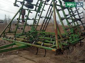 Культиватор John Deere 960 2006