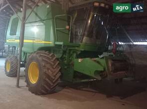 Комбайн John Deere 9650 STS 2000