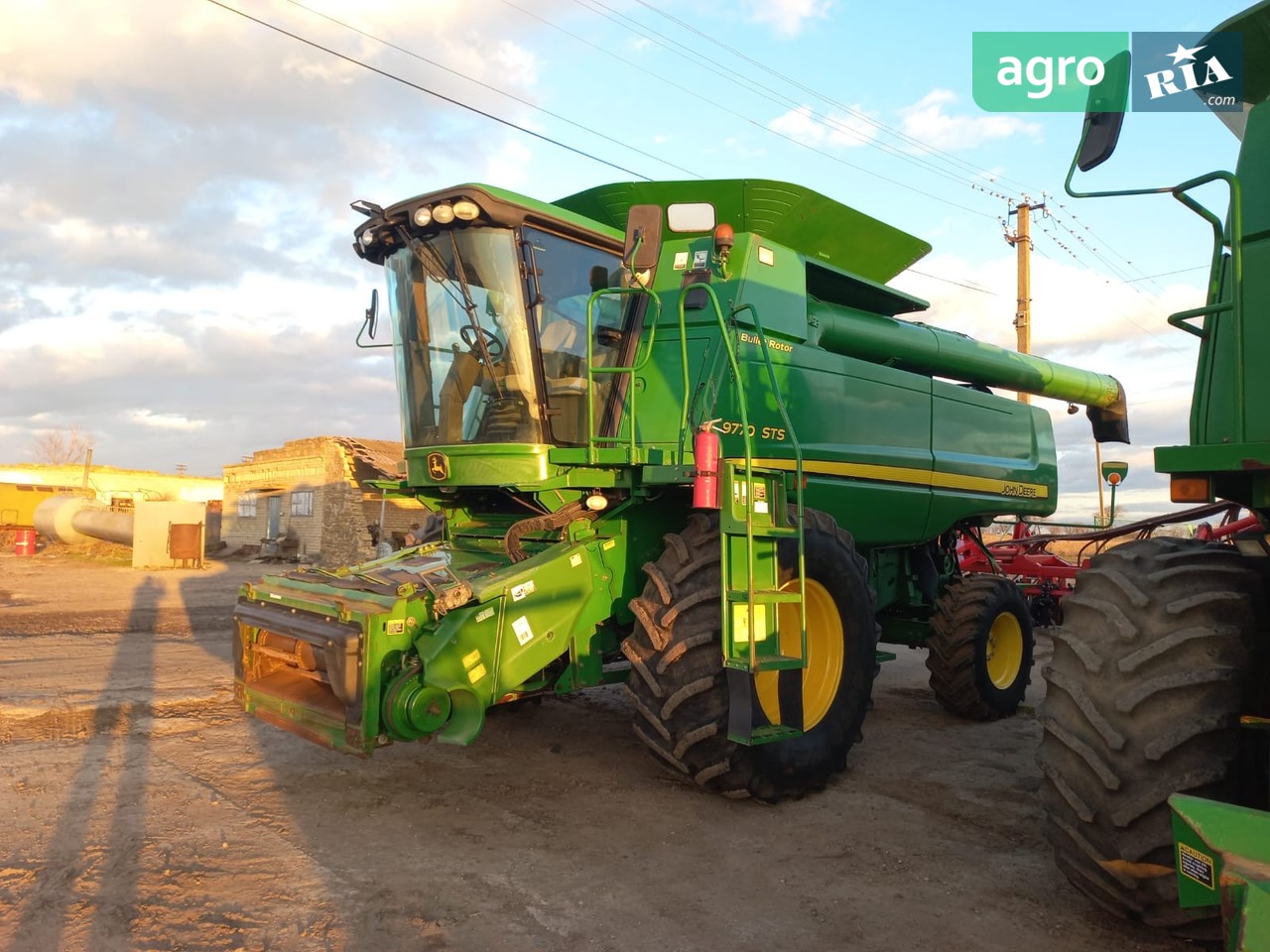 Комбайн John Deere 9770 STS 2010 - фото 1