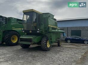 Комбайн John Deere 985 1980