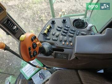John Deere 9880 STS 2006 - фото
