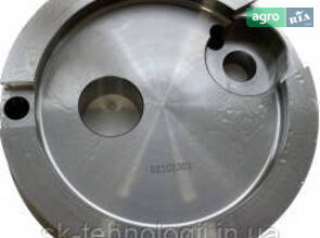 Ступиця кришка шестерні допоміжного приводу DZ102303, R527627, R527631 оригінал John Deere