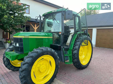 John Deere   - фото