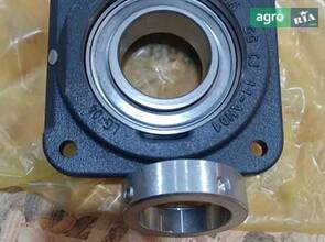 Корпус підшипника AZ100256 John Deere